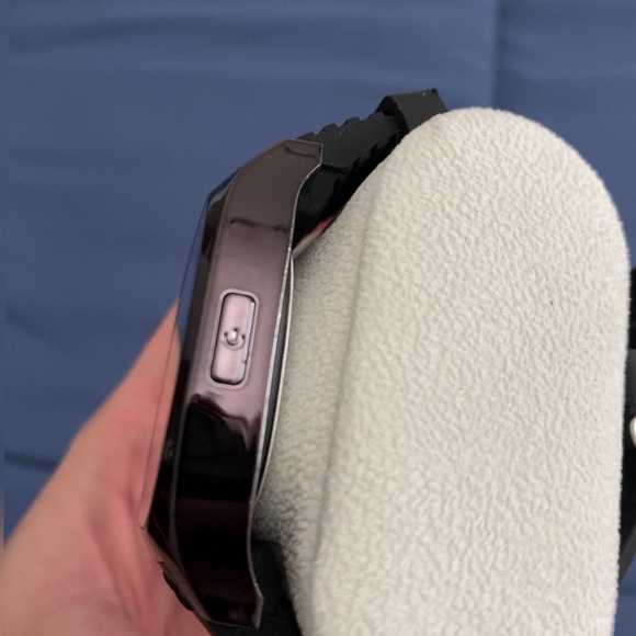 Smart Watch - Picture 2 of 3